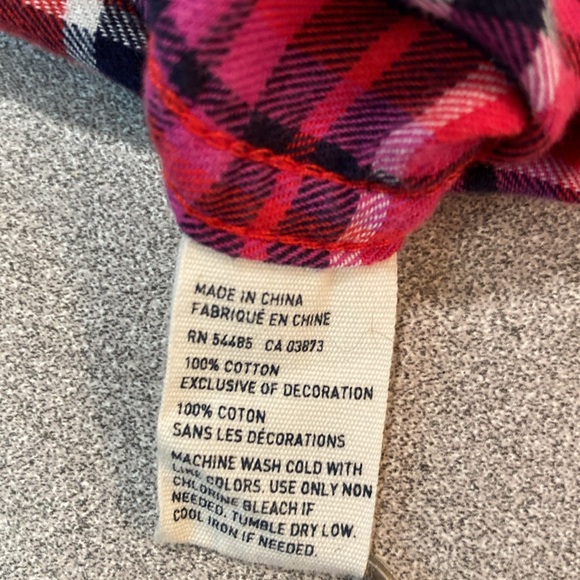 American Eagle - women’s flannel plaid shirt.  Size M - Picture 4 of 9